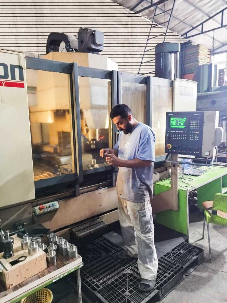 استانداردهای کیفی در خدمات فرز CNC